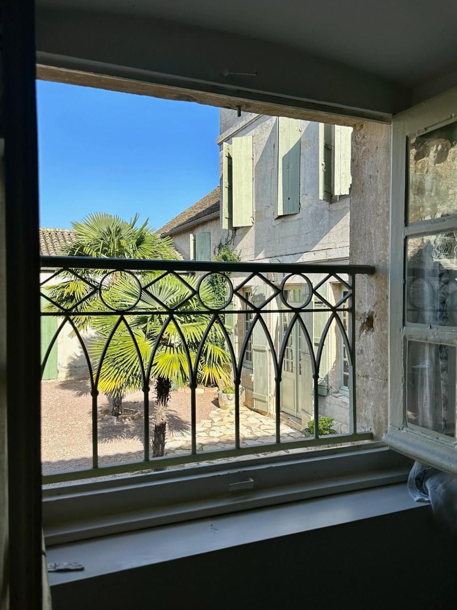 Cote Park Bed and Breakfast Givry  Buitenkant foto