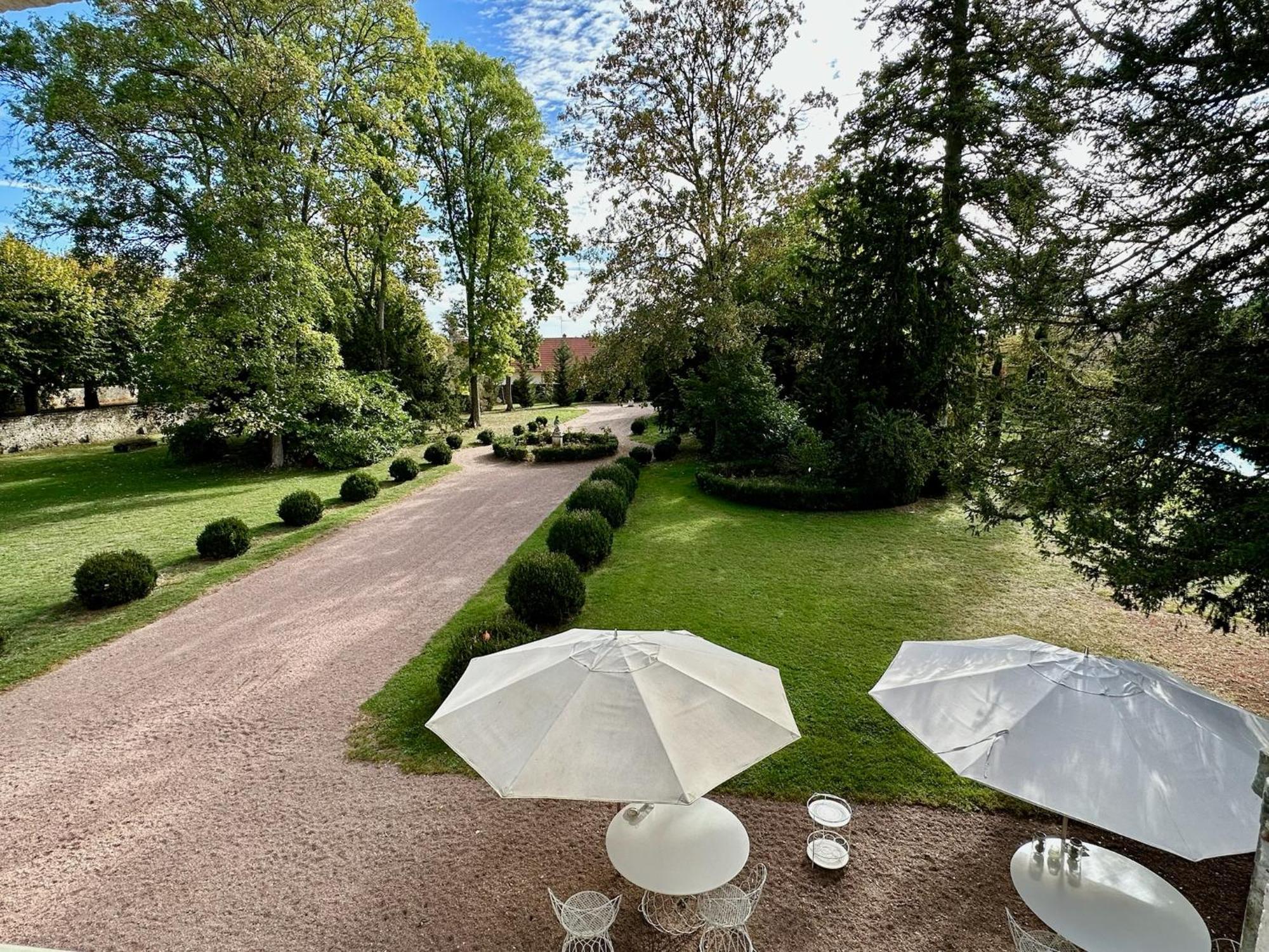 Cote Park Bed and Breakfast Givry  Buitenkant foto