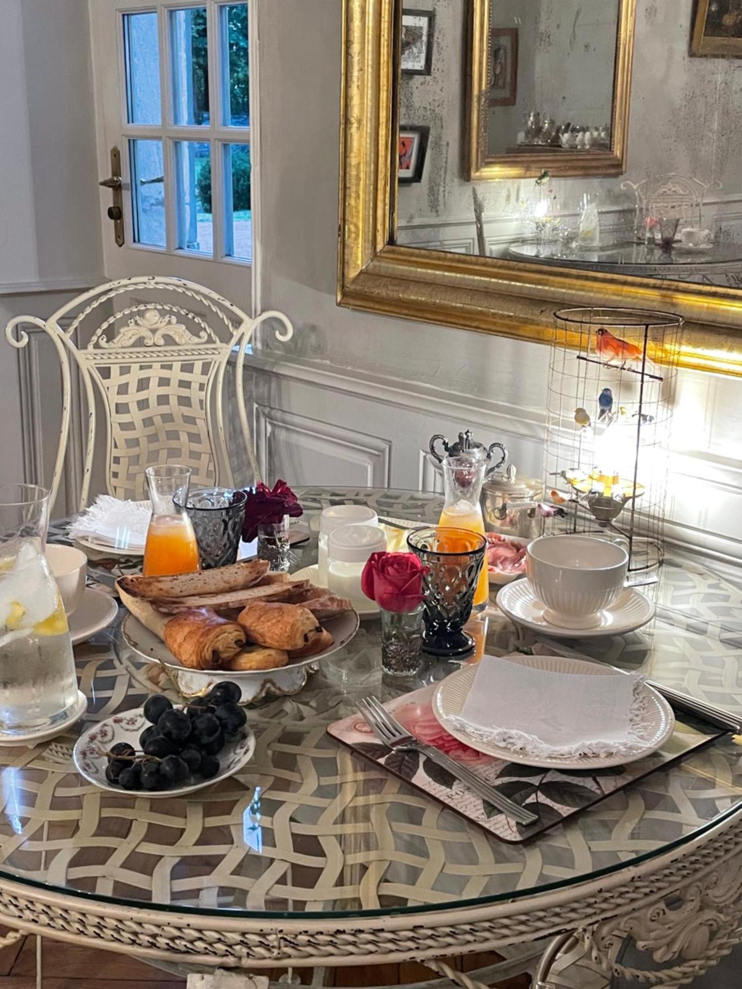 Cote Park Bed and Breakfast Givry  Buitenkant foto