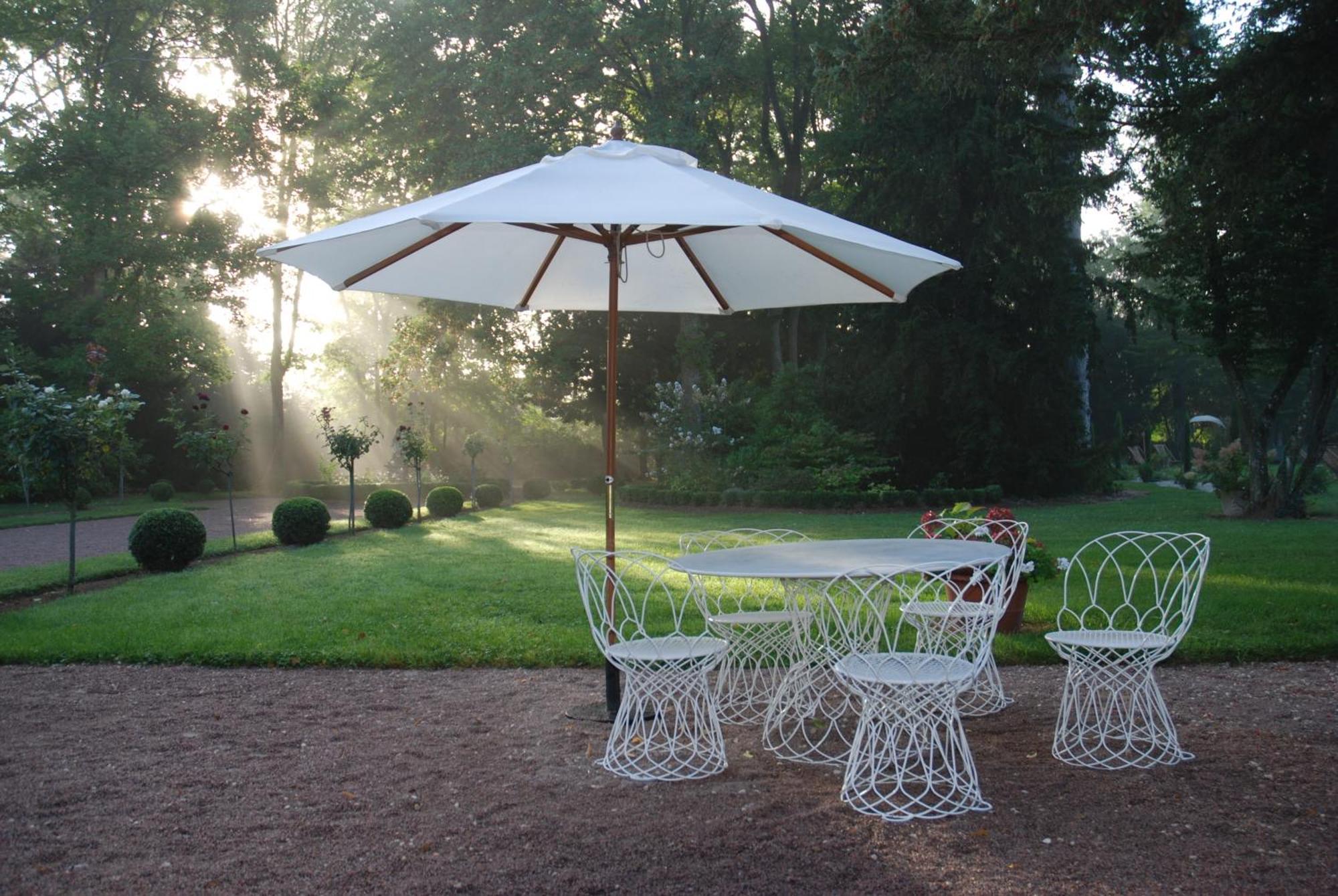 Cote Park Bed and Breakfast Givry  Buitenkant foto