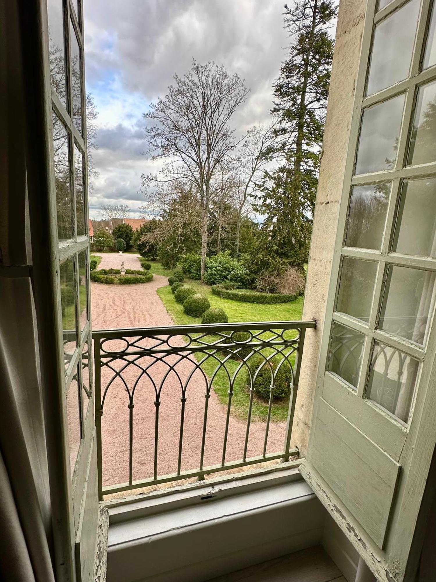 Cote Park Bed and Breakfast Givry  Buitenkant foto